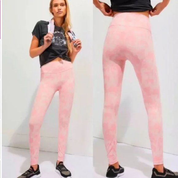 NWT ALL FENIX AUSTRALIA Blush Tie-Dye Leggings and Longline Sports Bra - Picture 3 of 14